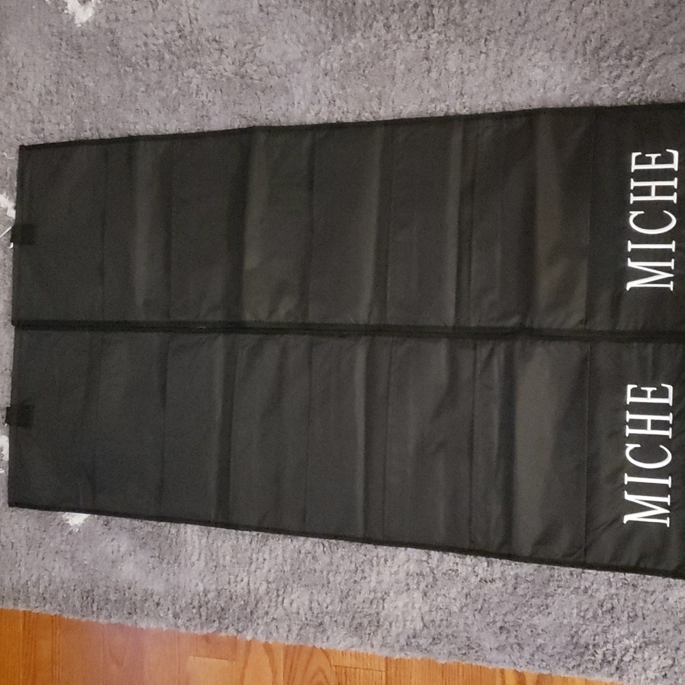 MICHE PURSE COVER HOLDER.